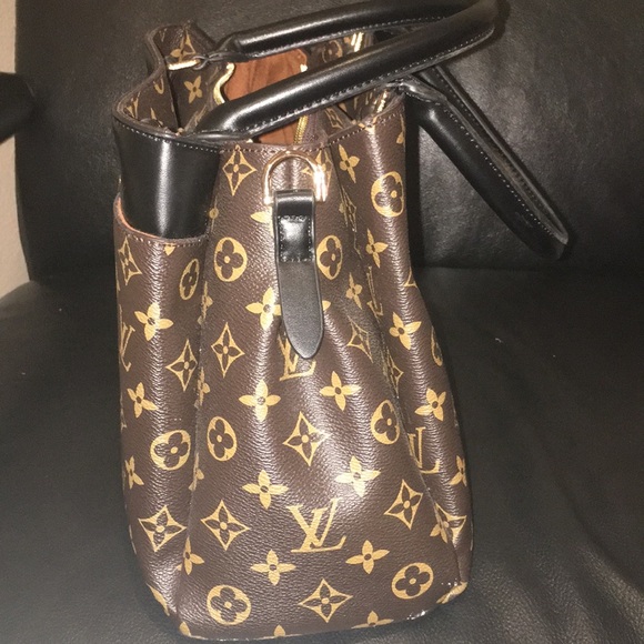 Handbag - Picture 2 of 4